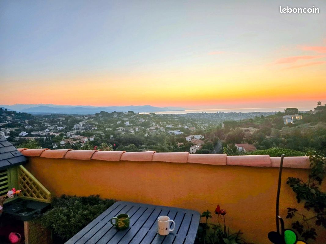 Appartement 3 pièces 56 m² · à Vallauris · 56 m² · 325 000 €