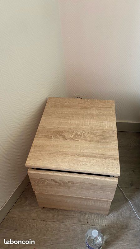 2 Tables de nuit (image 1)