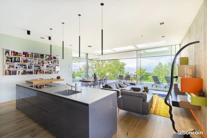 Villa 5 pièces 210 m²