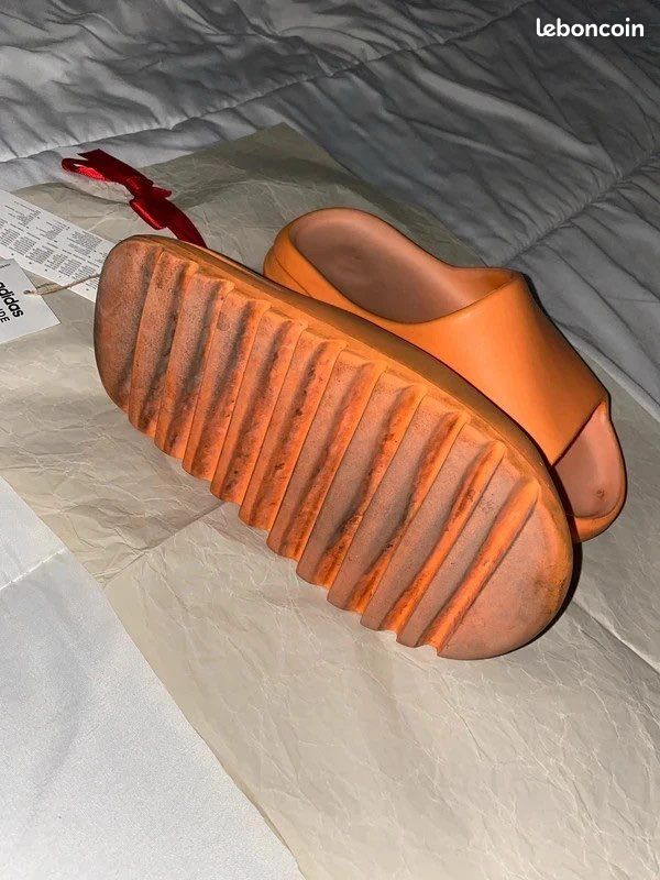 Claquette Yeezy Kanye West Kanye West Claquette Yeezy Baskets