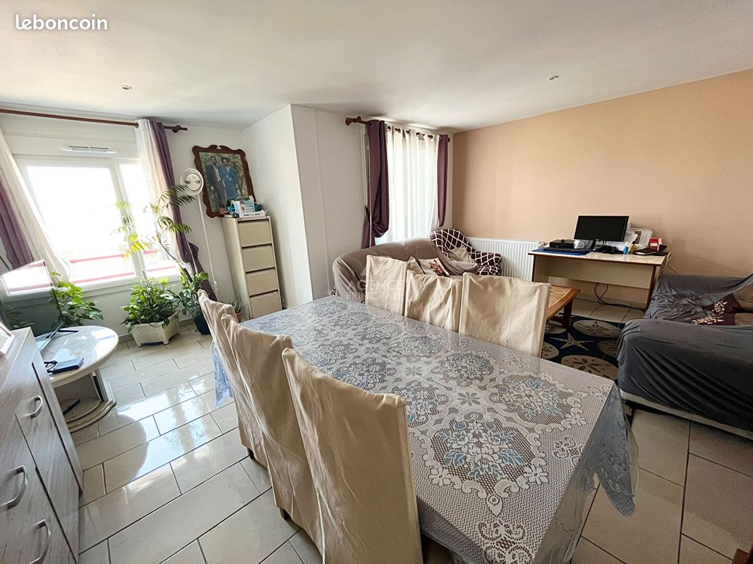 Appartement 6 pièces 107 m² · à Cergy · 107 m² · 239 000 €