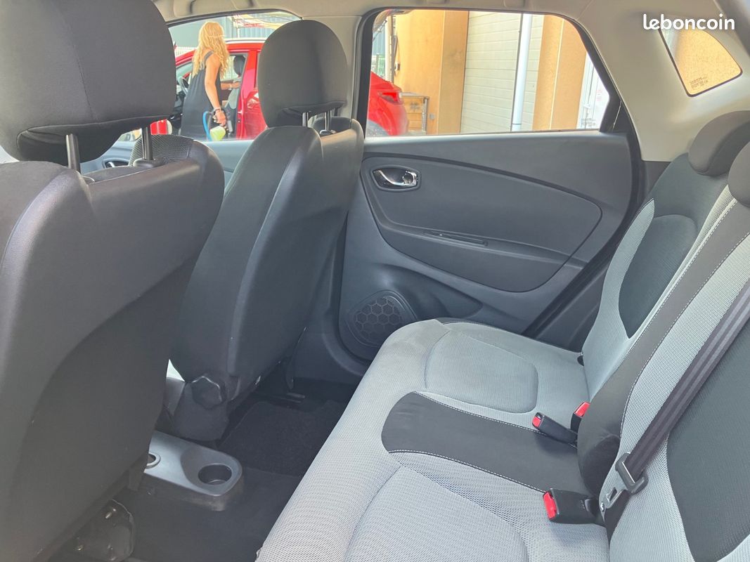 RENAULT CAPTUR BUSINESS dCi 90 Energy eco² Business E6 (image 6)
