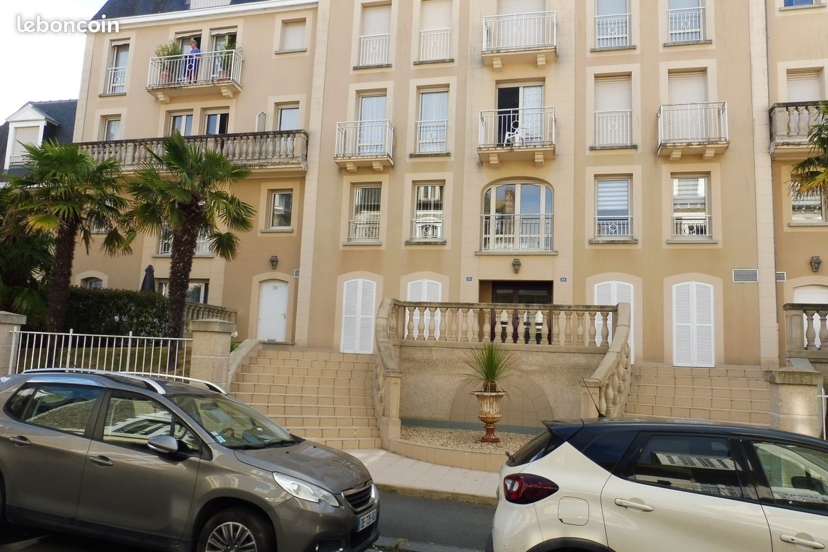 Appartement 2 pièces 45 m² · à Dinard · 45 m² · 748 €