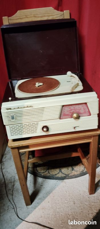Tourne disque radio (image 1)