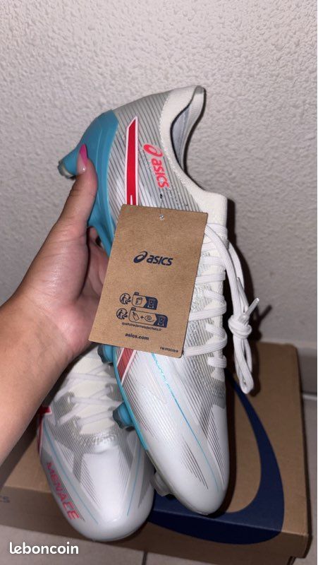 Crampons menace 5 asics (image 4)