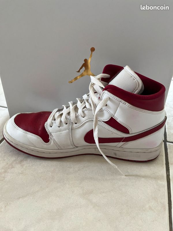Air Jordan 1 Mid retro chicago (image 4)