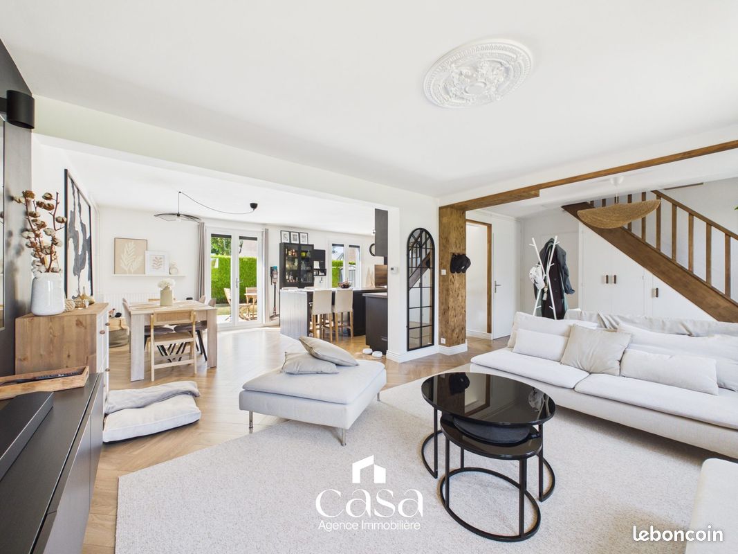 Maison 6 pièces 106 m² · à Saint-Germain-la-Blanche-Herbe · 106 m² · 349 000 €