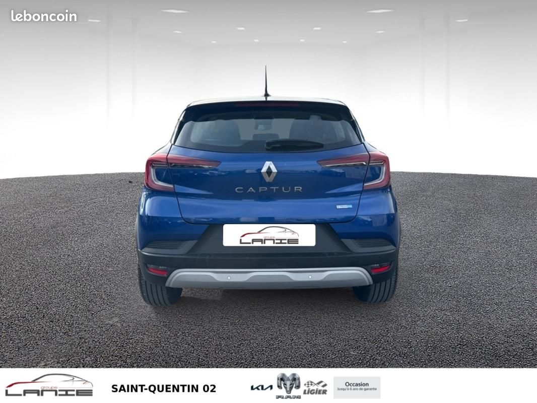 Renault Captur E-Tech 145 - 21 Business (image 8)