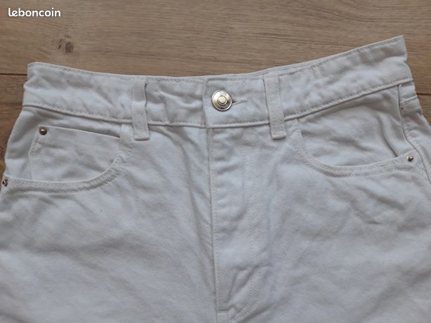 Short Blanc Clouté Or Zara Taille 34 - Occasion Très Bon état | Mini-short Femme Peu Porté