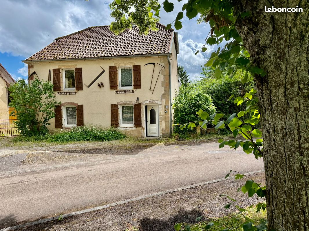 Maison 7 pièces 169 m² · à Roye · 169 m² · 119 000 €