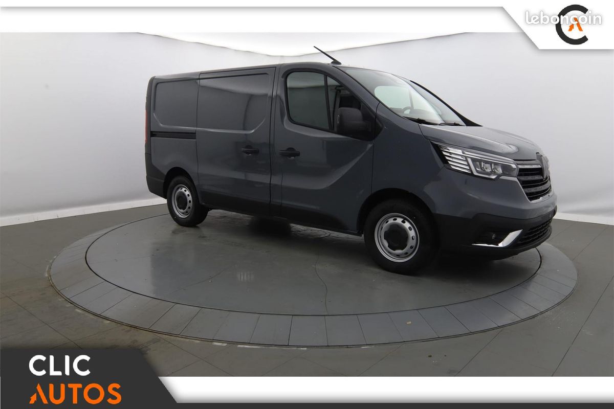 RENAULT TRAFIC L1H1 3000kg Blue dCi 150 Advance (image 3)
