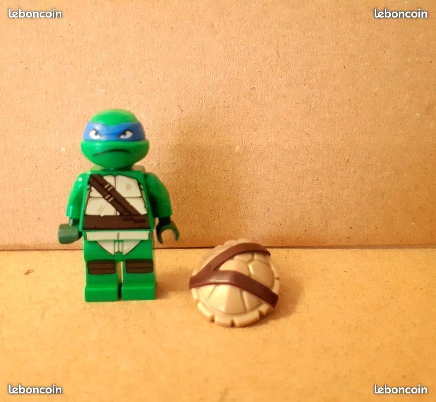Figurine lego PERSONNAGE serie 16 serie 3 serie 13 serie 14 serie 17 serie 18 serie 23 (image 1)