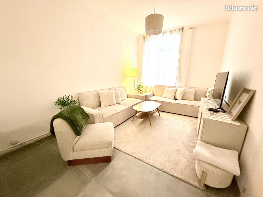 Maison 7 pièces 175 m² · à Lens · 175 m² · 219 900 €