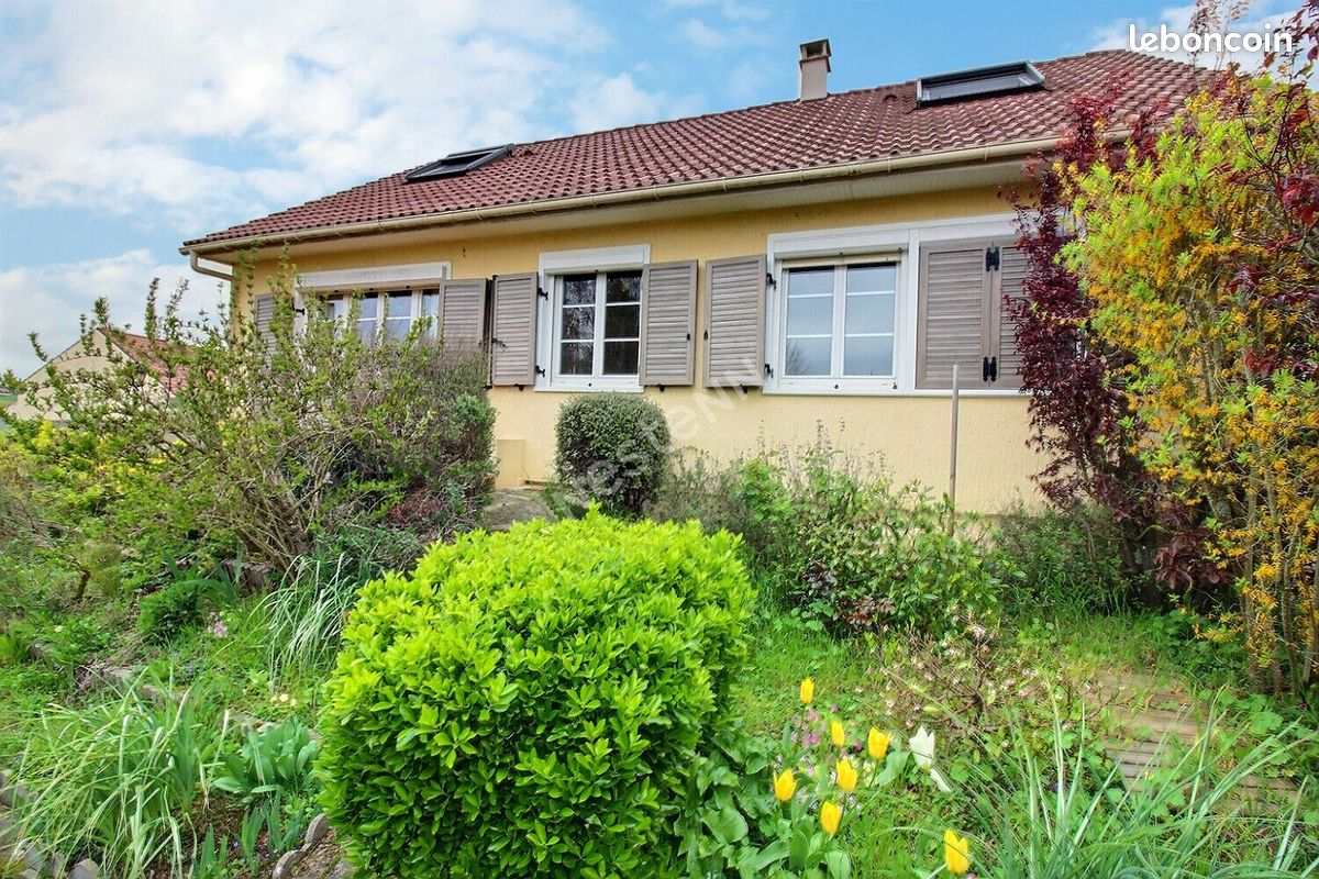 Maison 6 pièces 110 m² · à Épernon · 110 m² · 239 000 €