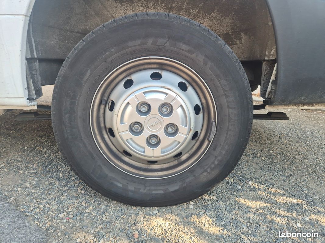 Opel movano vu fourgon 2.2 d 140 3t0 l3h2 essentia / garantie 6 mois (image 19)
