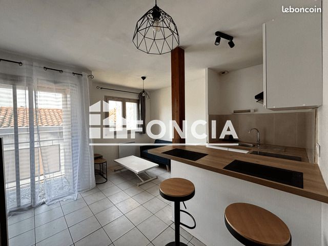 Appartement 1 pièce 28 m² · à Agen · 28 m² · 518 €