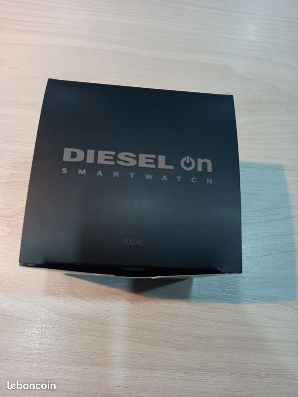 Montre Diesel Axial connectée (image 3)