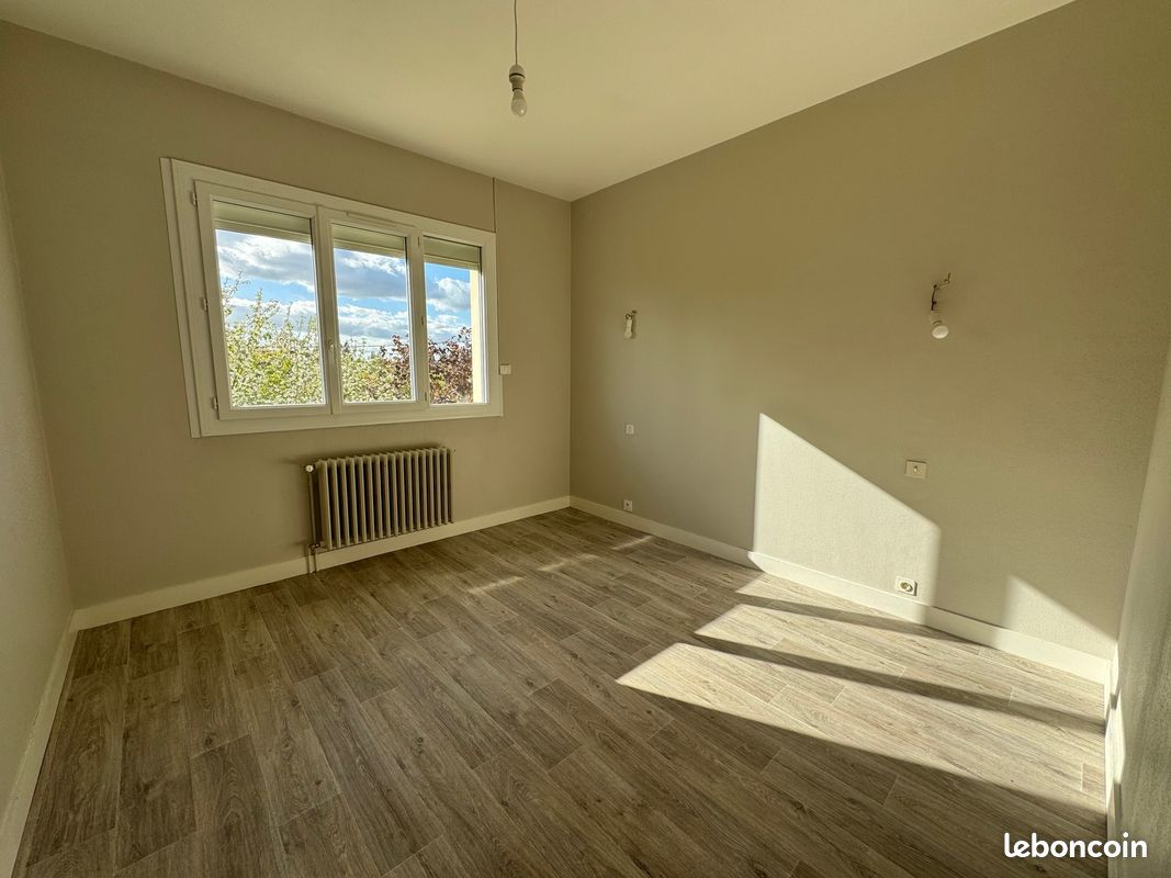 Pavillon 6 pièces 152 m² - Feytiat 87220 (image principale 6)