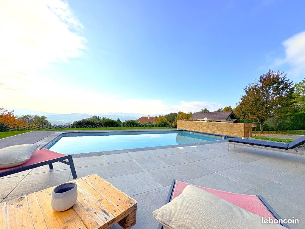 Maison 8 pièces 186 m² · à Chainaz-les-Frasses · 186 m² · 765 000 €
