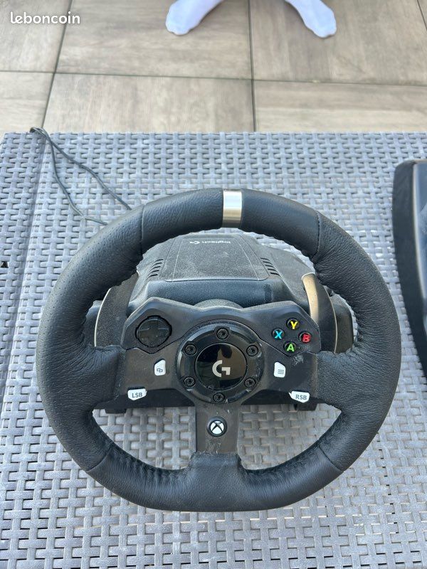 Volant logitech g29 Xbox/Pc (image 1)