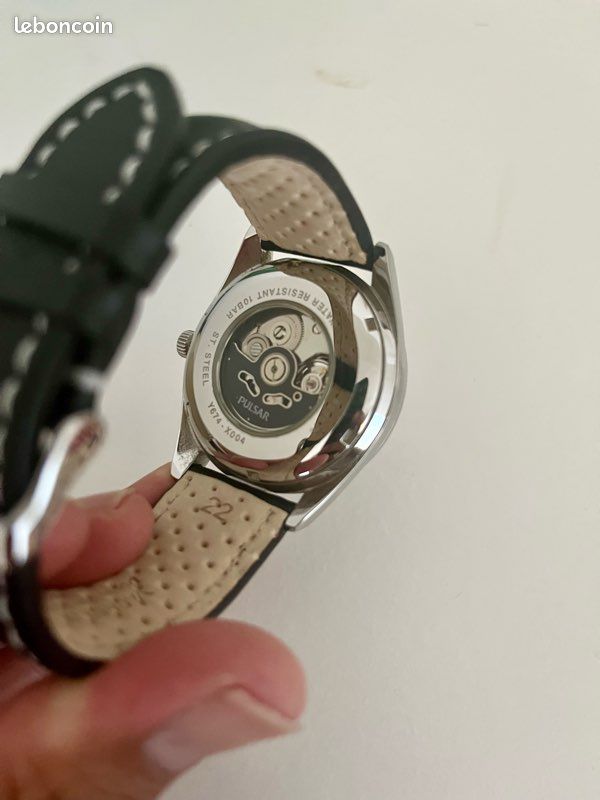 Montre automatique Pulsar (image 3)