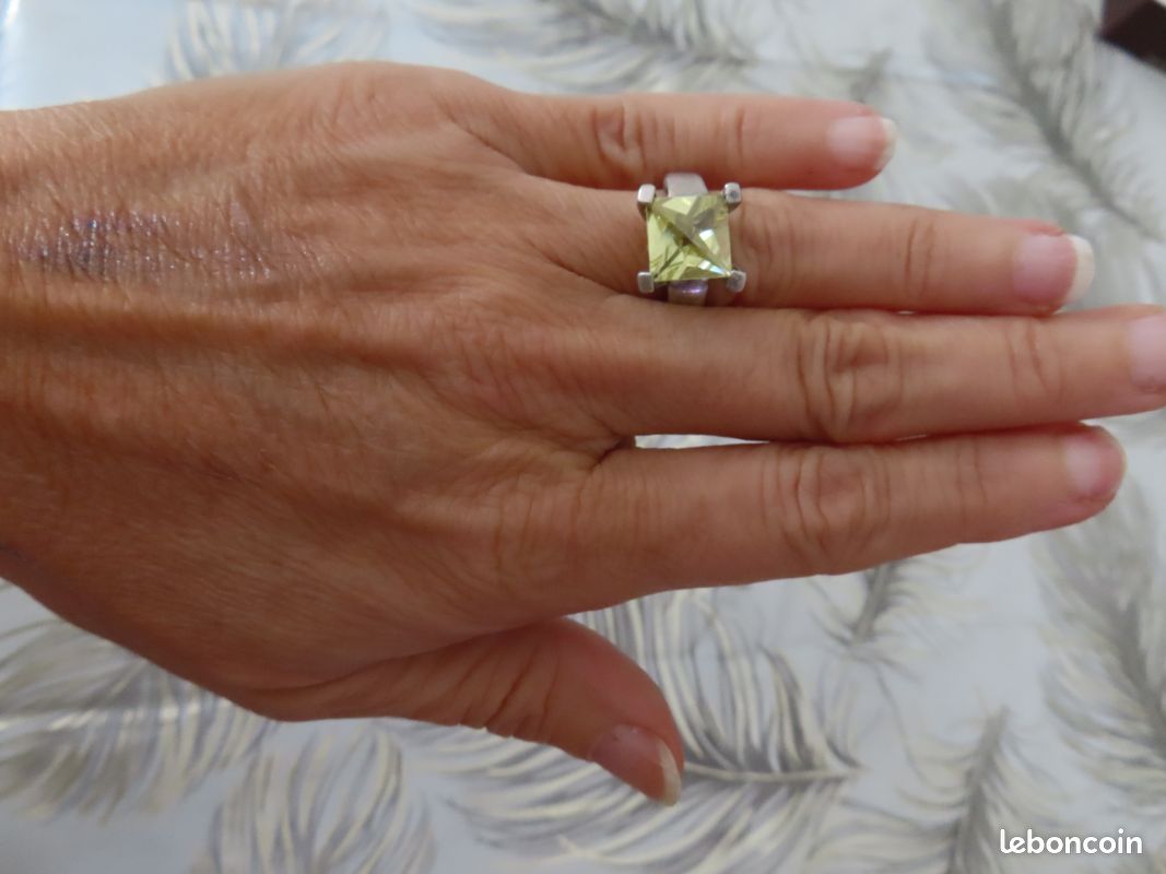 Bague Vintage En Argent Massif – Taille 55 – Sertie D’un Gros Cristal – État Parfait – Pièce Unique