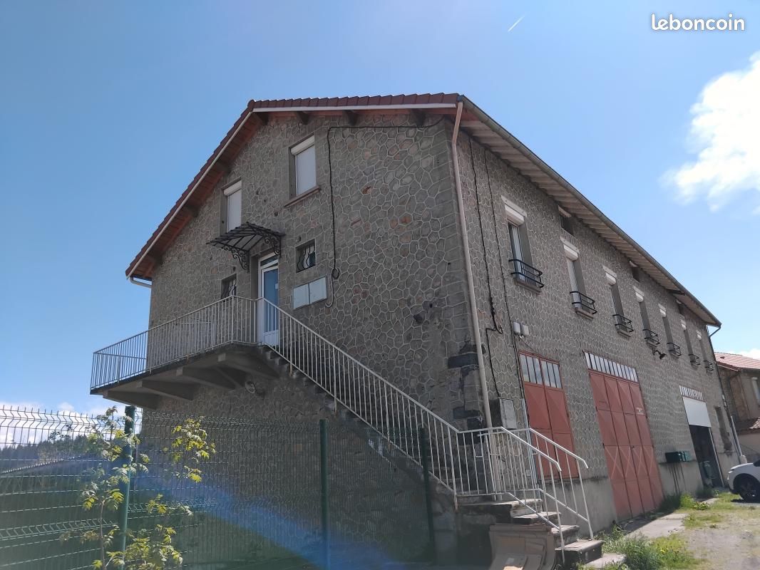 Appartement 3 pièces 51 m² · à Luriecq · 51 m² · 467 €/mois