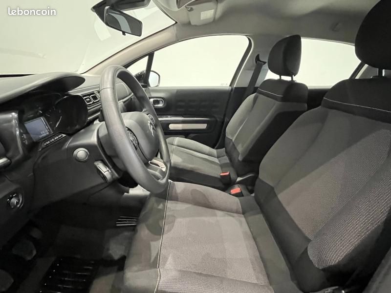 Citroen C3 Essence 83 C-Series GPS Radar Recul CarPlay Clim Auto 1ère main (image 11)