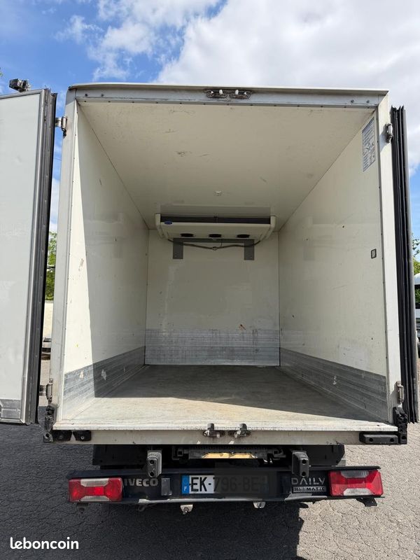 IVECO Daily 35C14 Fourgon Frigorifique – Carrier 600 (image 2)