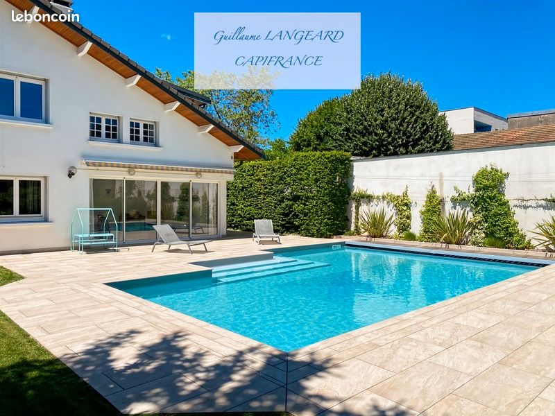 Villa 9 pièces 346 m² (image 3)