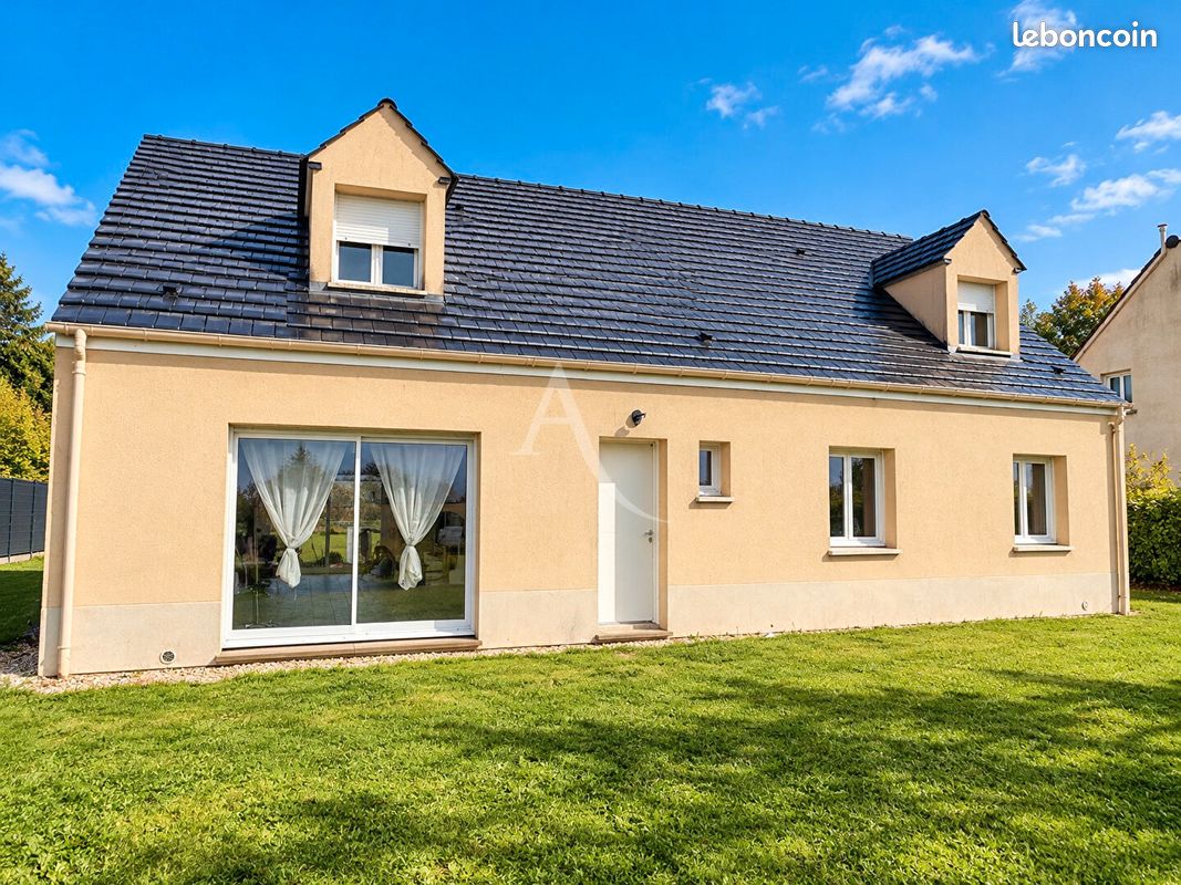 Maison 4 pièces 100 m² · à Étrépagny · 100 m² · 229 000 €