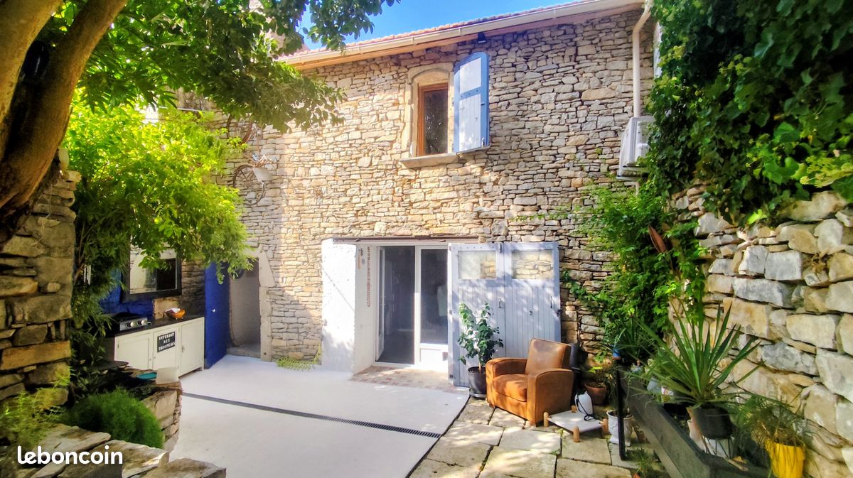 Maison 4 pièces 185 m² · à Marguerittes · 185 m² · 335 000 €