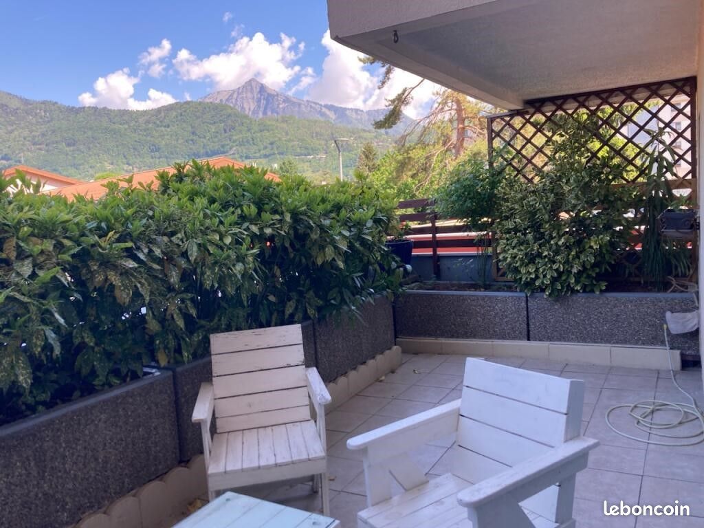 Appartement 3 pièces 58 m² · à Cluses · 58,3 m² · 179 000 €