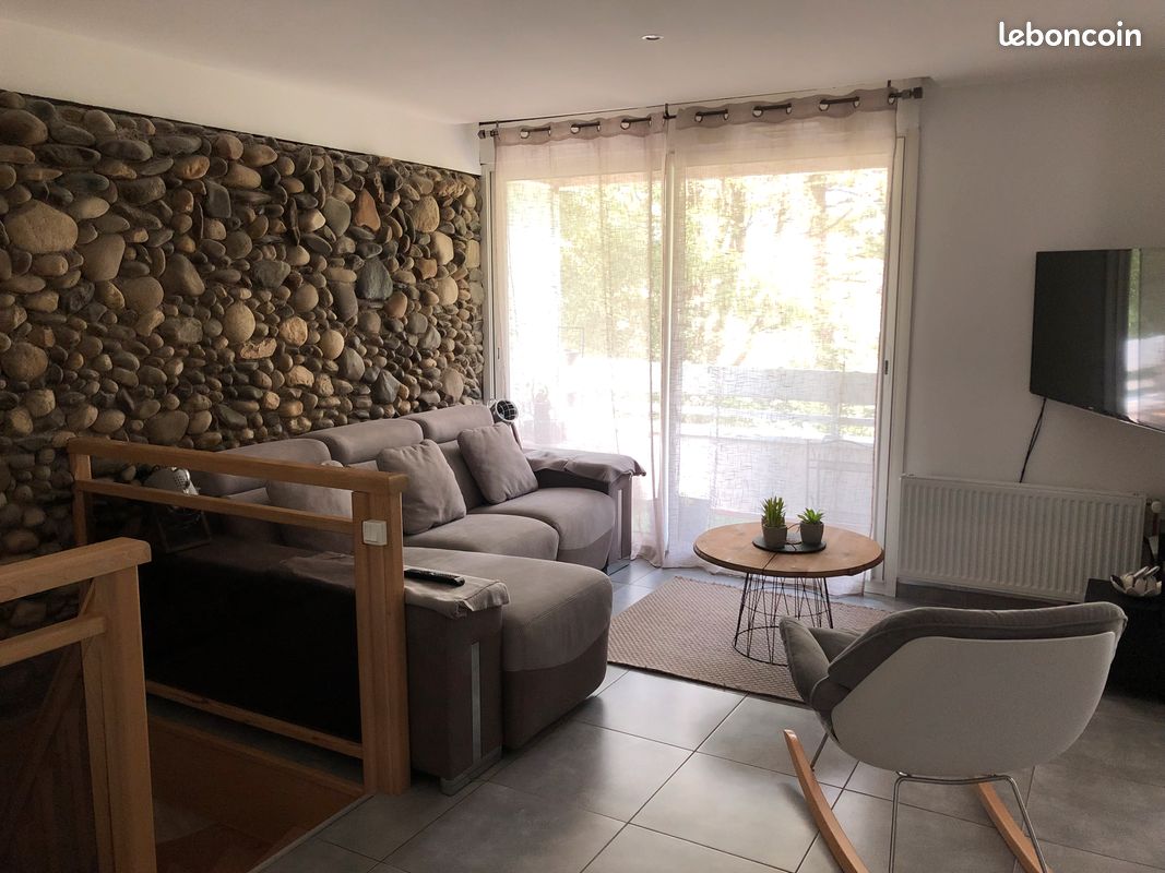 Appartement 4 pièces 108 m² · à Valserhône · 108 m² · 1 550 €/mois