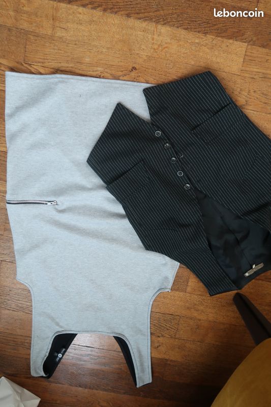 Lot 1 robe chasuble grise bretelles noires M & 1 gilet rayé noir taille 1 scarlet ROos (image 1)