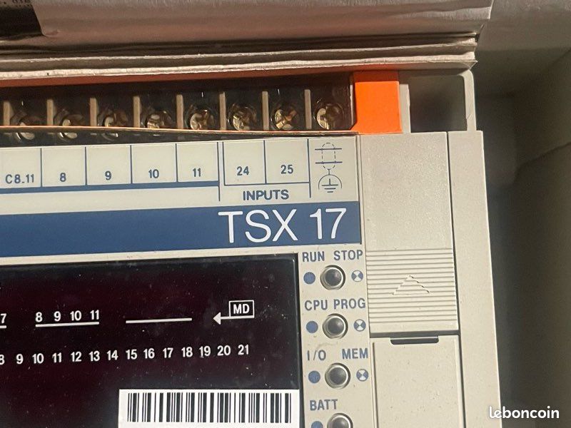 Automate Programmable Télémécanique TSX17-20 - Réf. TSX1723428 V:1.4 II:15 - Occasion (manque Alimentation 24V)