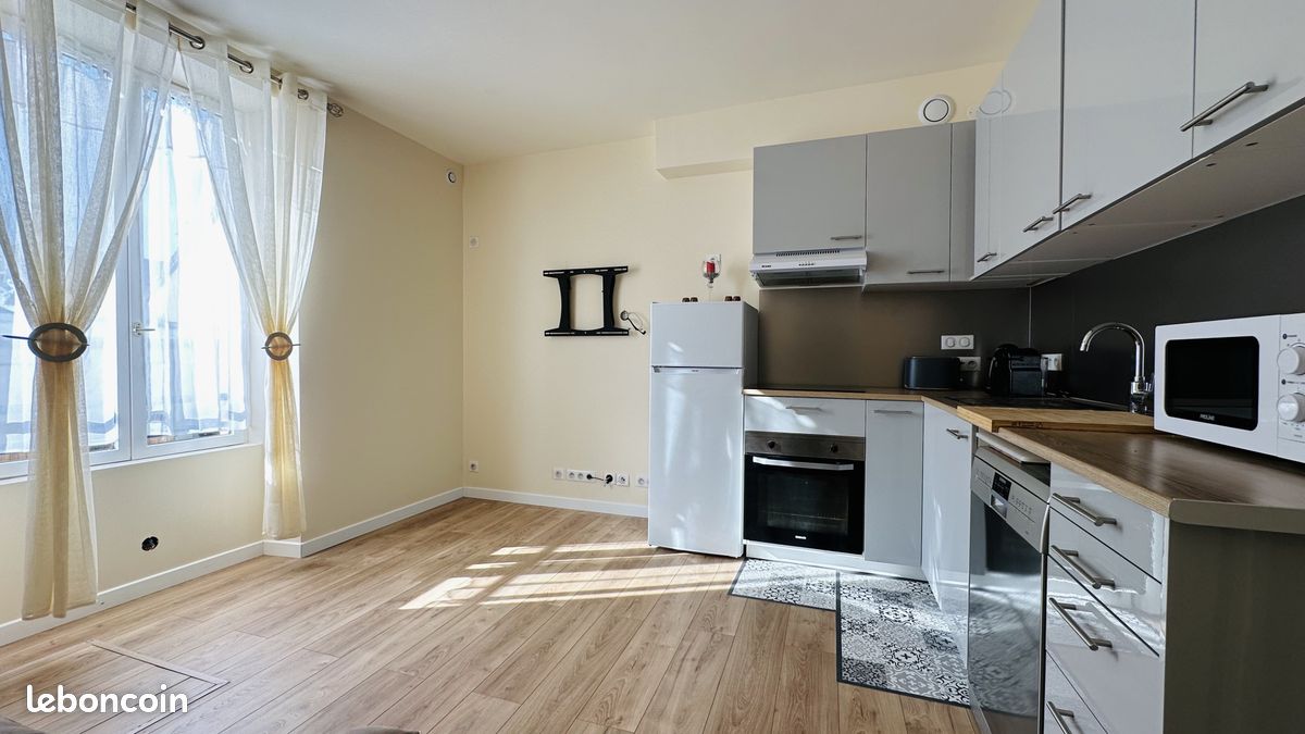 Appartement 2 pièces 31 m² · à Corbeil-Essonnes · 31 m² · 780 €/mois