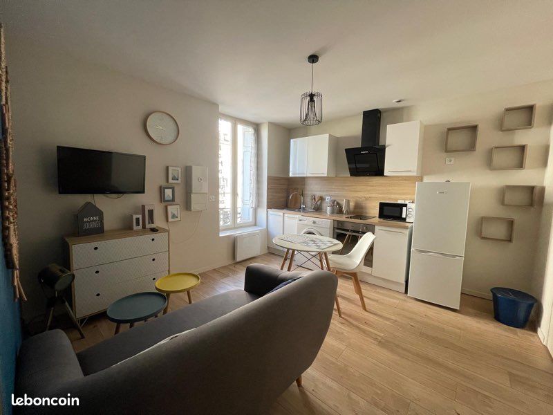 Appartement 1 pièce 23 m² · à Saint-Étienne · 23 m² · 415 €/mois