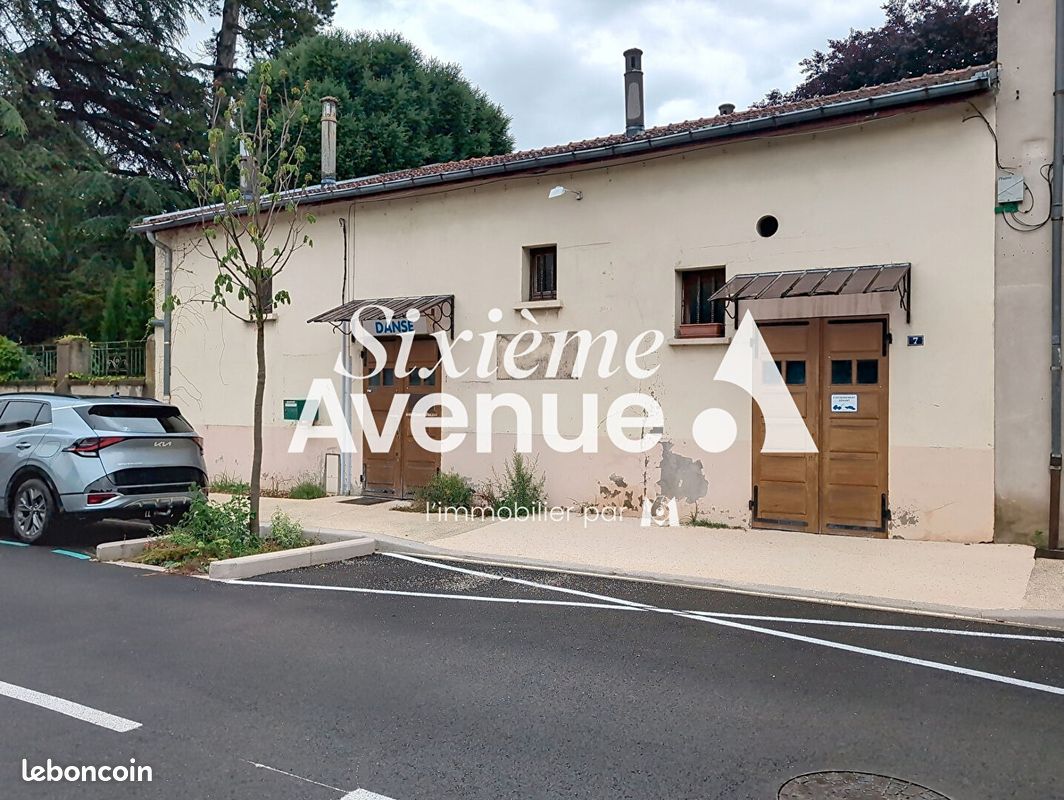 Immeuble 1 pièce 175 m² · à Vienne · 175 m² · 210 000 €