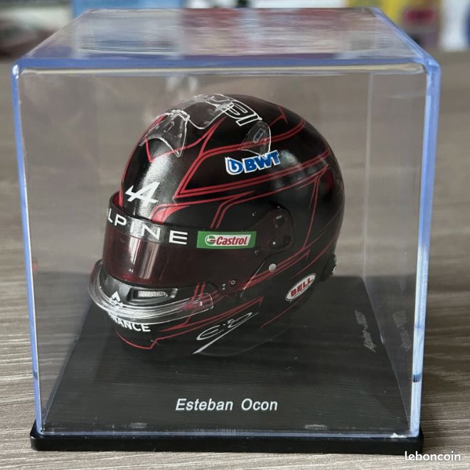 Spark 5HF126 CASQUE Esteban Ocon - BWT Alpine F1 Team - GP Japon 2023 1