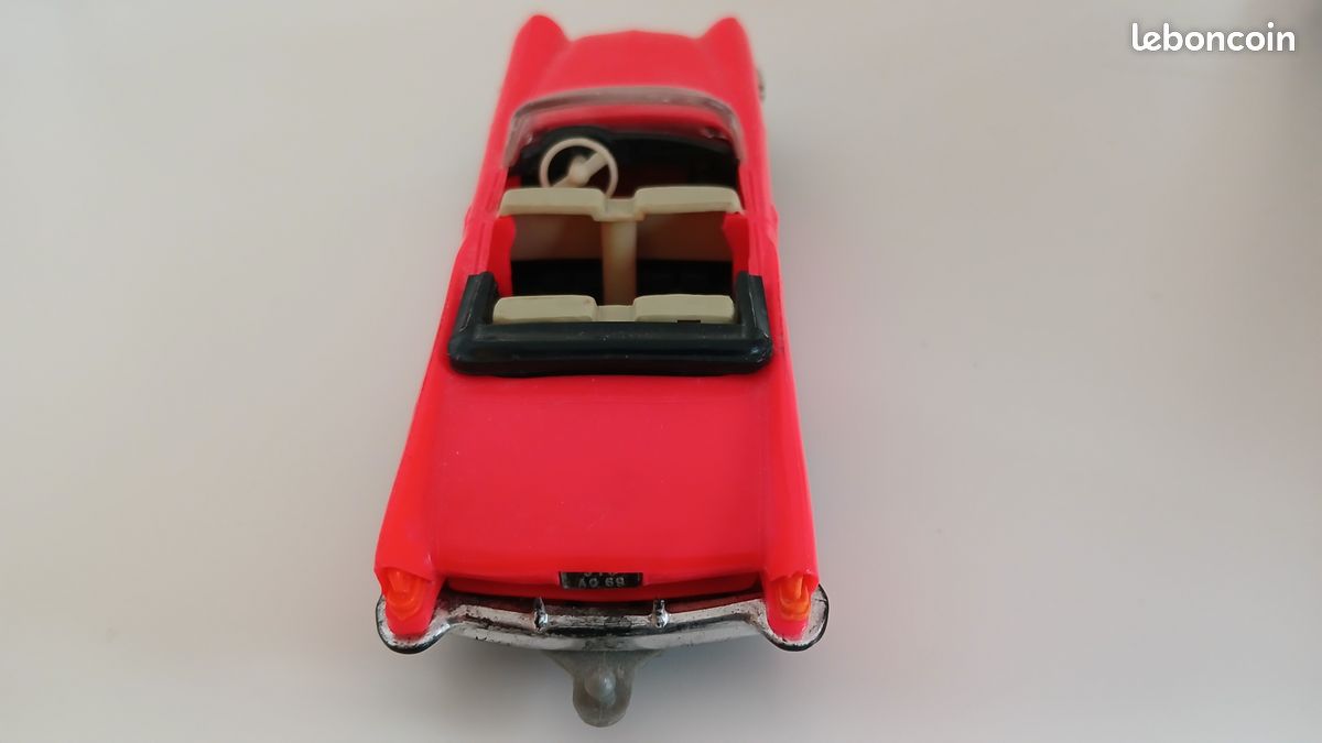 Ancienne NOREV Chrysler NEW-YORKER attelage Orange fluo Les miniatures de NOREV Echelle 1/43 (image 4)