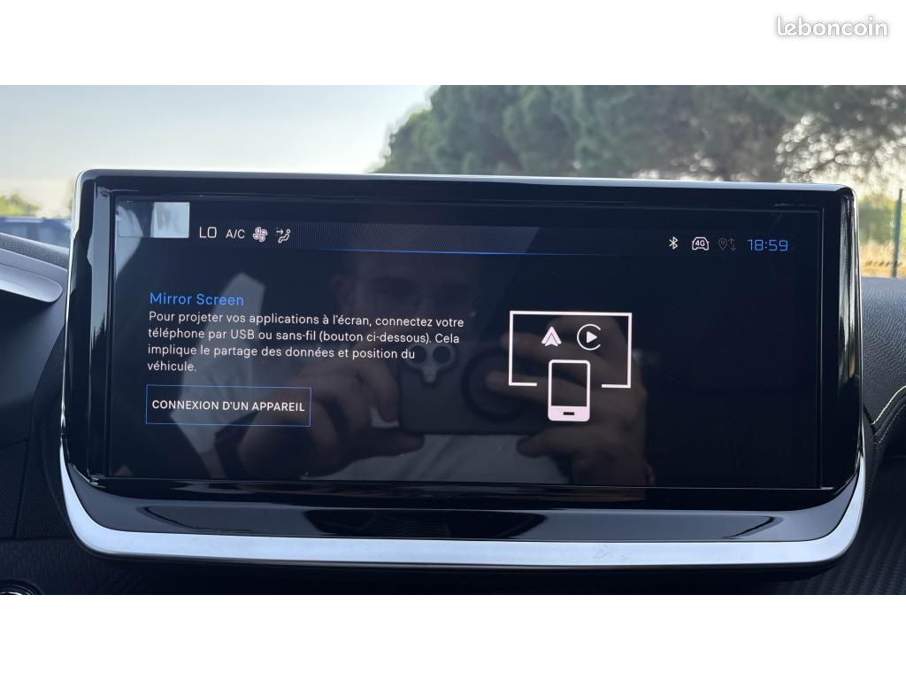 PEUGEOT 2008 1.2 Hybrid 145 DCS6 GT +PK DRIVE+CAMERA 360+NAVIGATION (image 11)