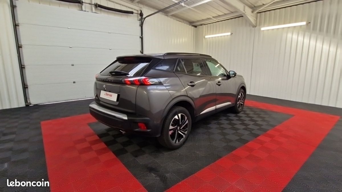 Peugeot 2008 BLUEHDI 130 S&S EAT8 ALLURE PACK (image 5)