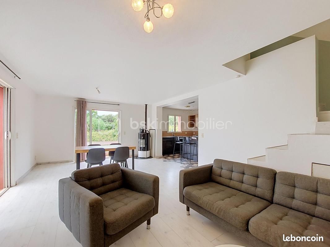 Maison 4 pièces 107 m² · à La Seyne-sur-Mer · 107 m² · 599 000 €