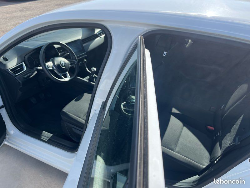 Renault clio 5 1.5 blue dci 100cv (image 5)