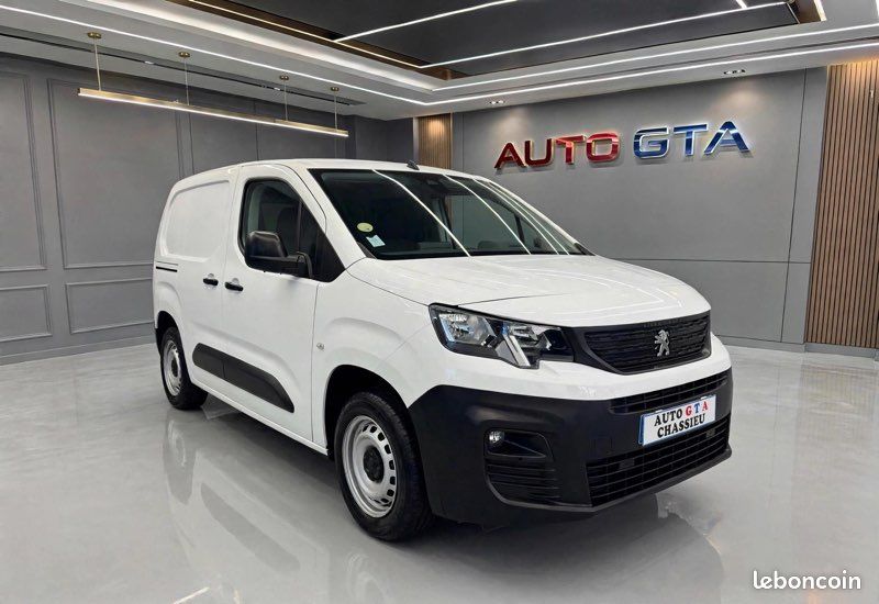 🚐 PEUGEOT PARTNER GARANTIE 12 MOIS 1.5 BLUEHDI 2020 – 105 000 KM – TVA RÉCUPÉRABLE 1ERE-M standard 650 kg bvm5 idem berlingo kangoo sitan vito dublo (image 1)