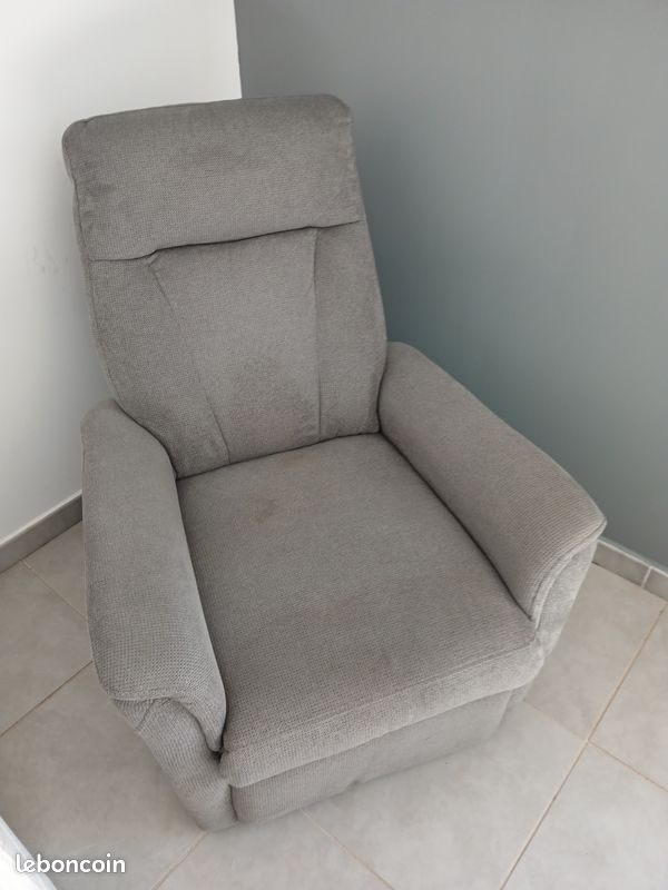 Fauteuil relaxant électrique (image 1)