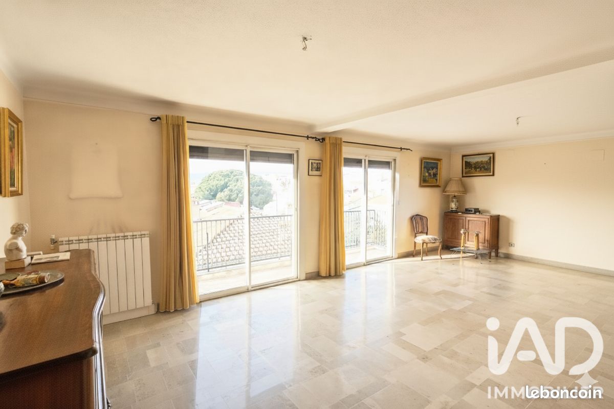Appartement 5 pièces 117 m² · à Perpignan · 117 m² · 145 000 €