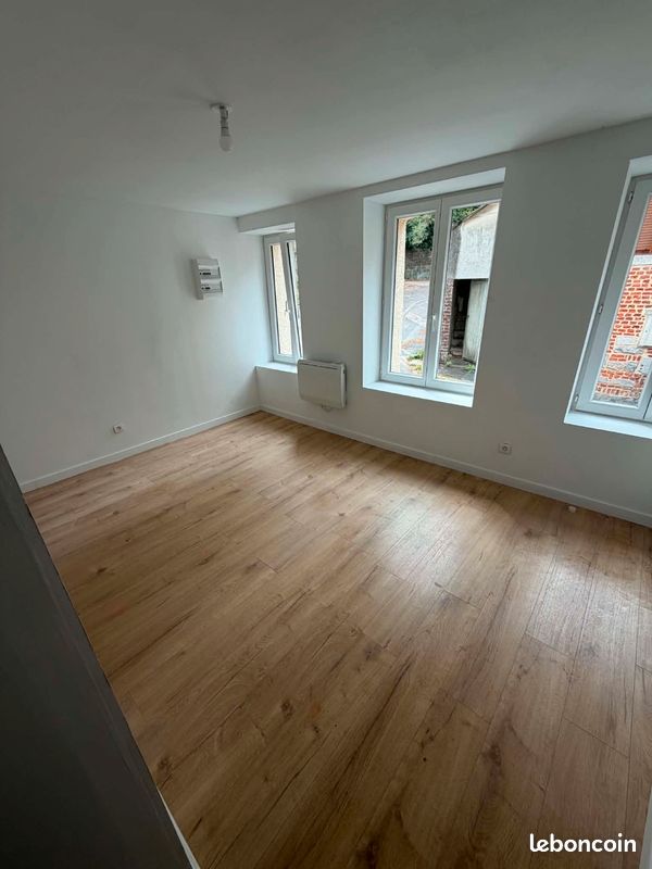 Appartement 3 pièces 20 m² · à Avesnes-sur-Helpe · 20 m² · 378 €