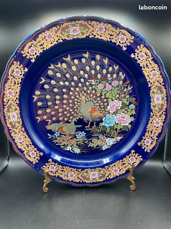 Assiettes En Porcelaine De Style Taous - Couleur Bleue - Lot En Bon état D'occasion